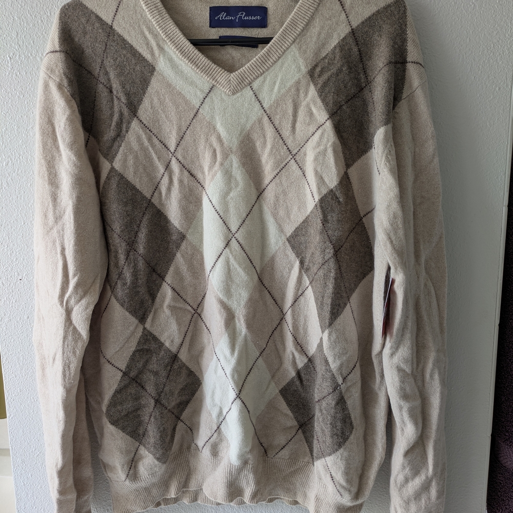 Alan Flusser 100% Pure Cashmere Men's V-Neck Argyle Sweater - Cream